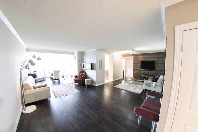 403 - 275 Bamburgh Circ, Condo with 2 bedrooms, 2 bathrooms and 2 parking in Toronto ON | Image 10