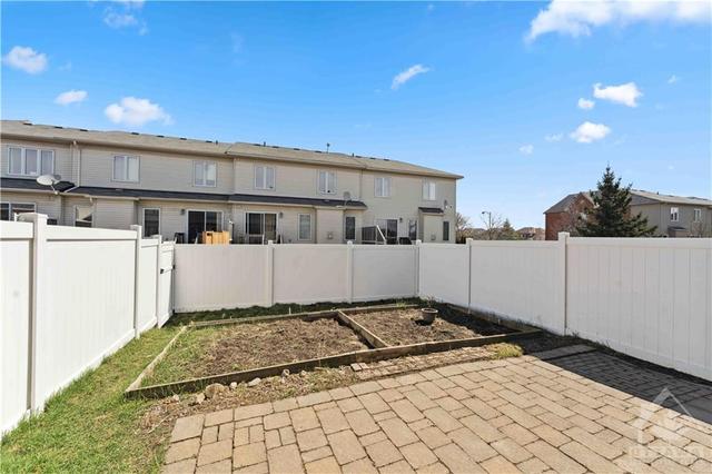 105 Dunforest Terrace, Townhouse with 3 bedrooms, 3 bathrooms and 2 parking in Ottawa ON | Image 19
