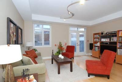 th123 - 500 Richmond St W, Condo with 2 bedrooms, 2 bathrooms and 2 parking in Toronto ON | Image 2