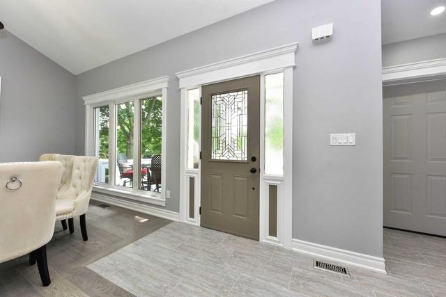 45 Poplar Rd, House detached with 4 bedrooms, 4 bathrooms and 6 parking in Toronto ON | Image 37