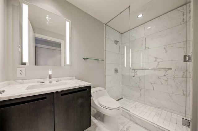 3201 - 180 University Ave, Condo with 2 bedrooms, 3 bathrooms and 1 parking in Toronto ON | Image 3