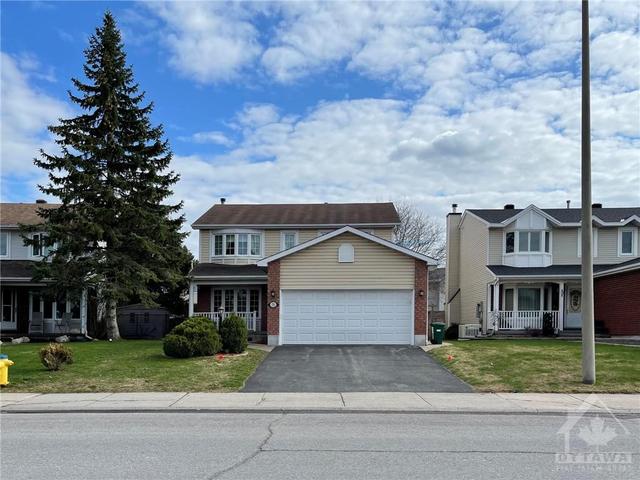 75 Tartan Drive, House detached with 3 bedrooms, 3 bathrooms and 4 parking in Ottawa ON | Image 2