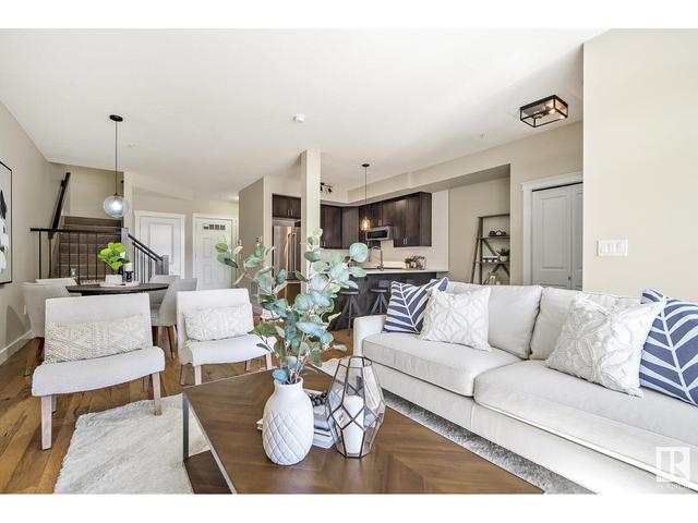 10 - 11518 76 Av Nw, Condo with 3 bedrooms, 2 bathrooms and 1 parking in Edmonton AB | Image 3