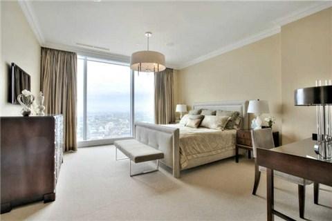 4404 - 183 Wellington St W, Condo with 3 bedrooms, 3 bathrooms and 1 parking in Toronto ON | Image 15