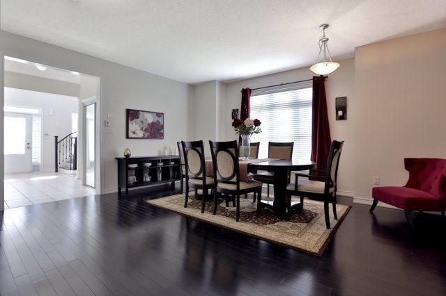 363 Nairn Circ, House semidetached with 4 bedrooms, 3 bathrooms and 1 parking in Milton ON | Image 5