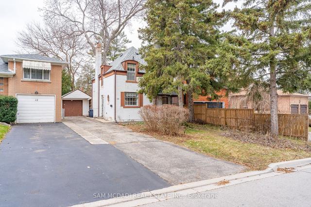 14 Botfield Ave, House detached with 2 bedrooms, 1 bathrooms and 6 parking in Toronto ON | Image 31
