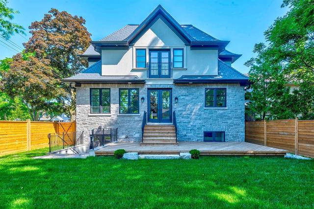 87 Van Dusen Blvd, House detached with 4 bedrooms, 5 bathrooms and 6 parking in Toronto ON | Image 31