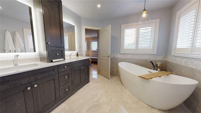 6300 Lisgar Dr, House detached with 4 bedrooms, 4 bathrooms and 4 parking in Mississauga ON | Image 10