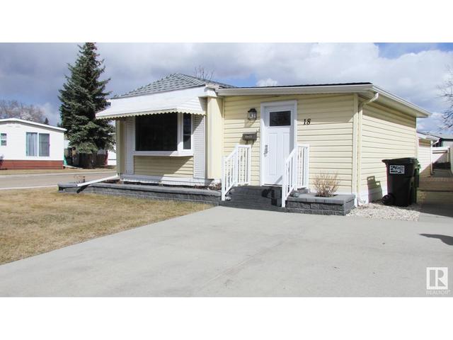 18 - 12604 153 Av Nw, Home with 2 bedrooms, 1 bathrooms and null parking in Edmonton AB | Image 24
