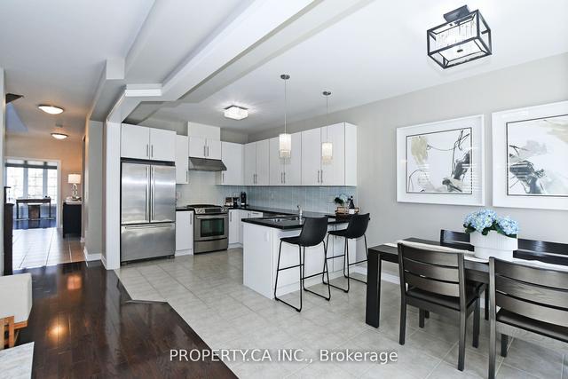 55 Sibella Way, House attached with 3 bedrooms, 4 bathrooms and 3 parking in Vaughan ON | Image 3