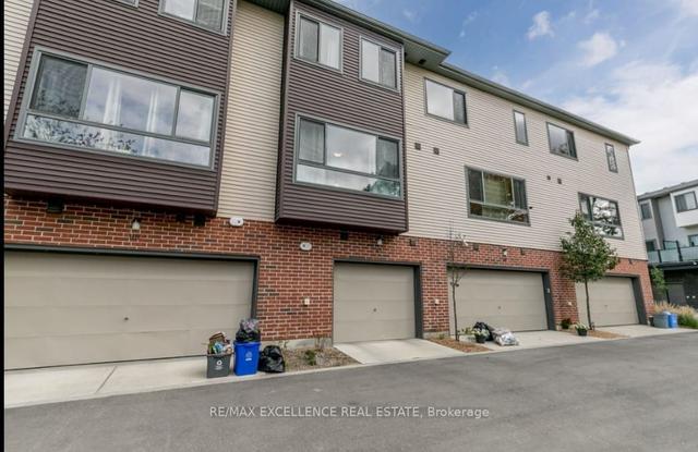87 - 369 Essa Rd, House attached with 2 bedrooms, 2 bathrooms and 2 parking in Barrie ON | Image 1