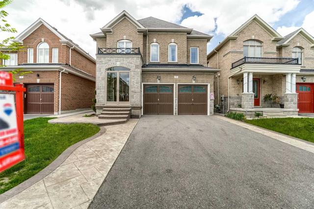 7 Dormington Cres, House detached with 4 bedrooms, 4 bathrooms and 4 parking in Brampton ON | Card Image