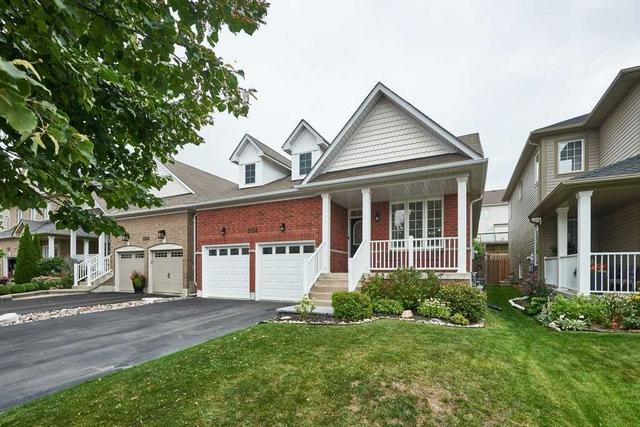 1324 Langley Circ, House detached with 2 bedrooms, 3 bathrooms and 6 parking in Oshawa ON | Image 12