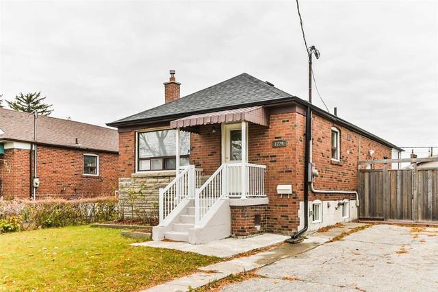main - 1229 Birchmount Rd, House detached with 2 bedrooms, 1 bathrooms and 2 parking in Toronto ON | Image 1