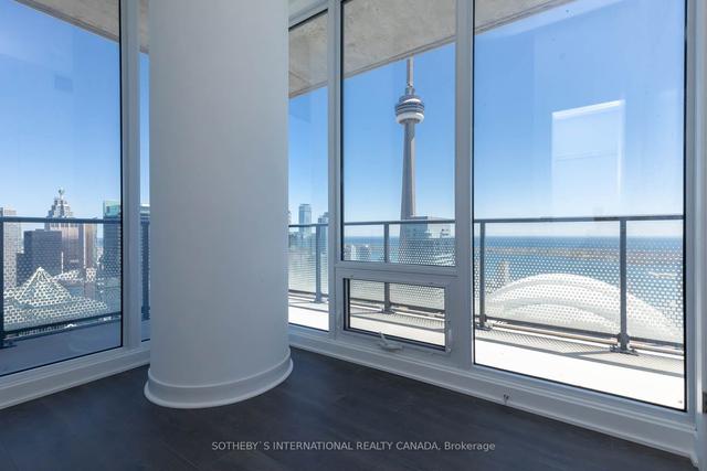 5308 - 125 Blue Jays Way, Condo with 3 bedrooms, 2 bathrooms and 0 parking in Toronto ON | Image 4