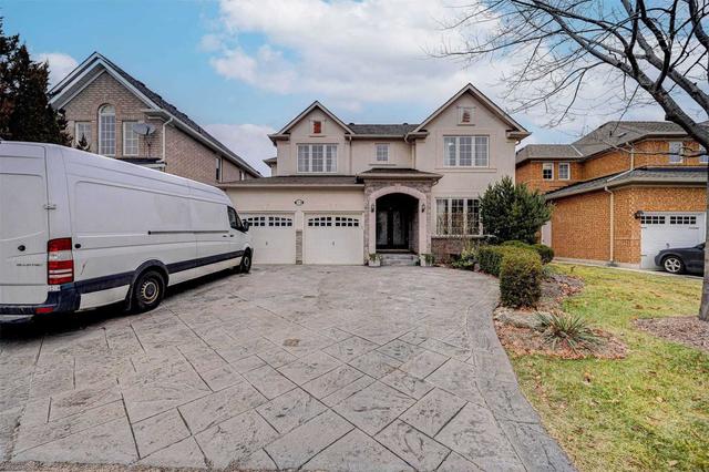 73 Bloomsbury Ave, House detached with 4 bedrooms, 5 bathrooms and 7 parking in Brampton ON | Card Image