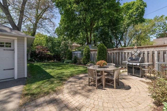 18 Highgate Rd, House detached with 3 bedrooms, 2 bathrooms and 4 parking in Toronto ON | Image 18