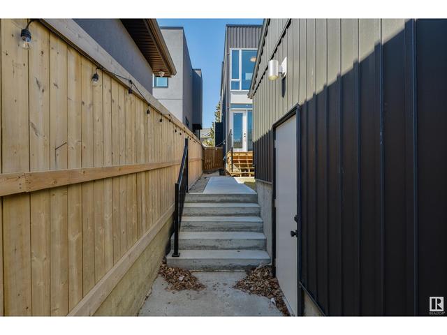 10515 75 St Nw, House detached with 5 bedrooms, 3 bathrooms and null parking in Edmonton AB | Image 7