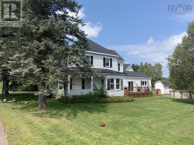 51 James Street, House detached with 5 bedrooms, 2 bathrooms and null parking in Oxford NS | Image 2