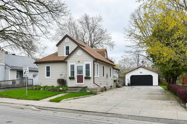 61 King St S, House detached with 3 bedrooms, 2 bathrooms and 6 parking in New Tecumseth ON | Image 1
