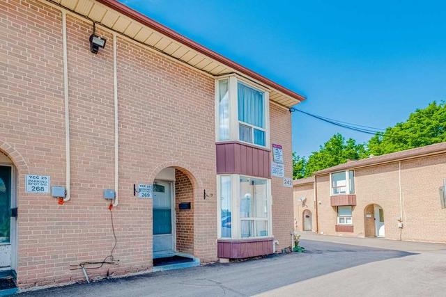 th22 - 242 John Garland Blvd, Townhouse with 3 bedrooms, 2 bathrooms and 2 parking in Toronto ON | Image 1