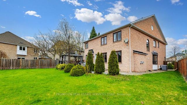 18 Bridleford Crt, House detached with 5 bedrooms, 8 bathrooms and 7 parking in Markham ON | Image 29