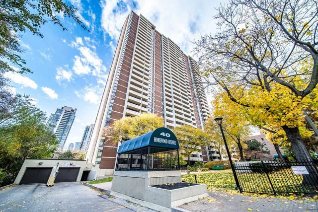 1102 - 40 Homewood Ave, Condo with 2 bedrooms, 1 bathrooms and 1 parking in Toronto ON | Image 1