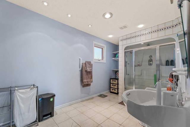 364 Deerview Drive Se, House detached with 4 bedrooms, 3 bathrooms and 4 parking in Calgary AB | Image 28