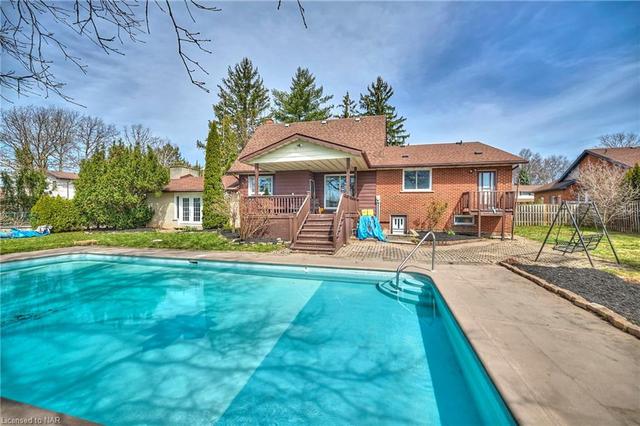 7094 Woodgate Street, House detached with 5 bedrooms, 3 bathrooms and 8 parking in Niagara Falls ON | Image 50