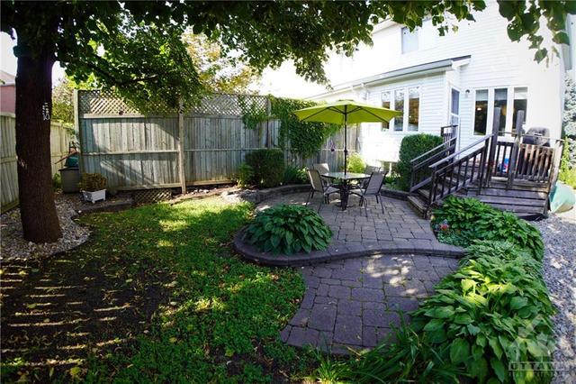 40 Celebration Street, Townhouse with 3 bedrooms, 2 bathrooms and 3 parking in Ottawa ON | Image 24
