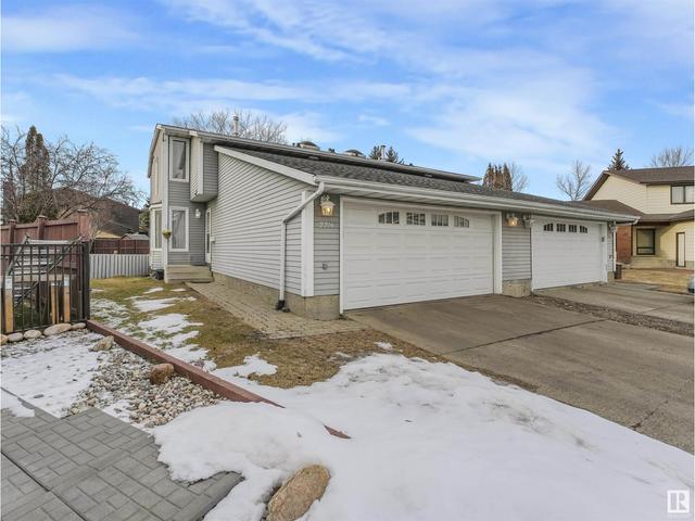 2216 113 St Nw, House semidetached with 4 bedrooms, 2 bathrooms and null parking in Edmonton AB | Image 1
