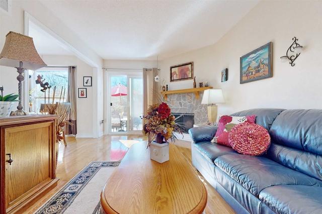 41 Kindale Way, Townhouse with 3 bedrooms, 2 bathrooms and 2 parking in Markham ON | Image 23