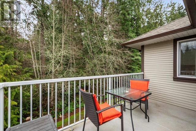 205 - 440 Schley Pl, Condo with 2 bedrooms, 2 bathrooms and 1 parking in Qualicum Beach BC | Image 22