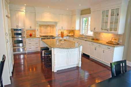 92 Hill Cres, House detached with 4 bedrooms, 5 bathrooms and 4 parking in Toronto ON | Image 6