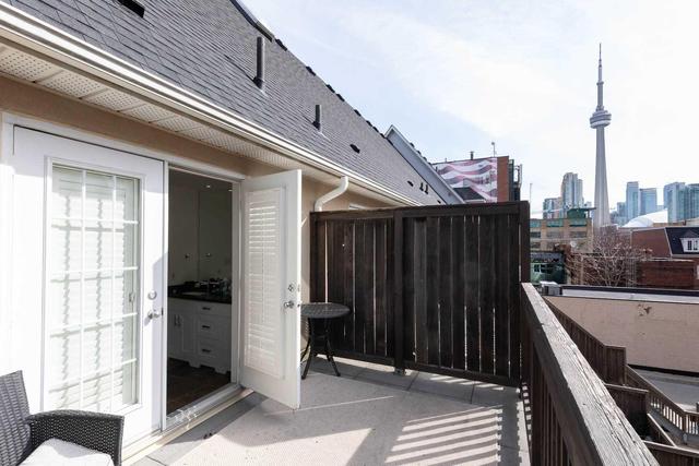 23 Niagara St, Townhouse with 3 bedrooms, 3 bathrooms and 1 parking in Toronto ON | Image 15