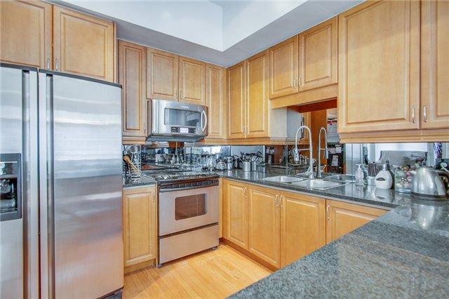 th17 - 2 Rean Dr, Townhouse with 3 bedrooms, 3 bathrooms and 2 parking in Toronto ON | Image 14