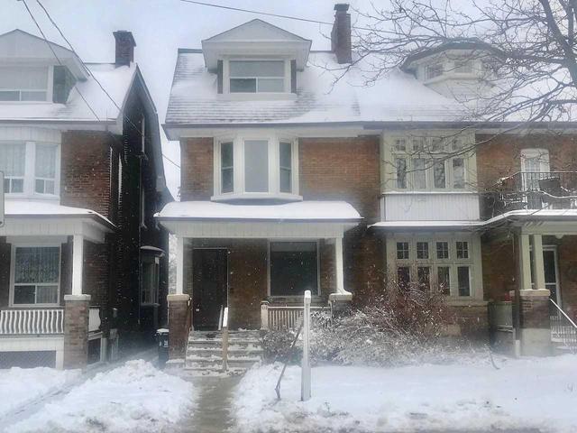 102 Roncesvalles Ave, House semidetached with 4 bedrooms, 1 bathrooms and null parking in Toronto ON | Image 2