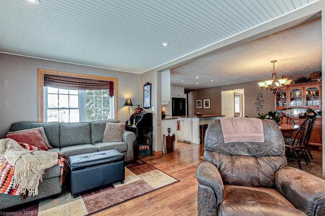 889 Mid Nwal Townline Road, House detached with 4 bedrooms, 2 bathrooms and 22 parking in Norfolk County ON | Image 5