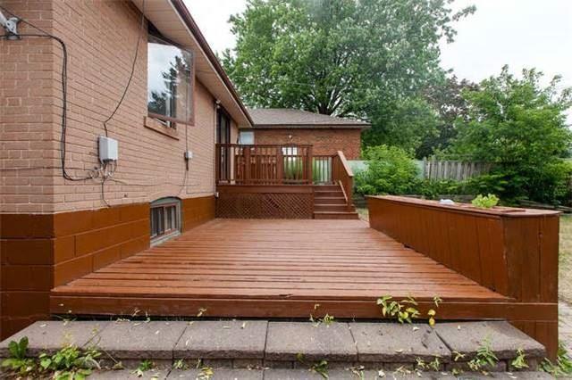 67 Kilgreggan Cres, House detached with 3 bedrooms, 2 bathrooms and 3 parking in Toronto ON | Image 10