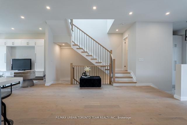 26 Kalmar Ave, House detached with 4 bedrooms, 4 bathrooms and 3 parking in Toronto ON | Image 4