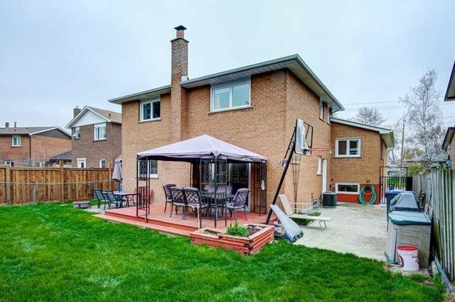2405 Benedet Dr, House detached with 3 bedrooms, 4 bathrooms and 4 parking in Mississauga ON | Image 20