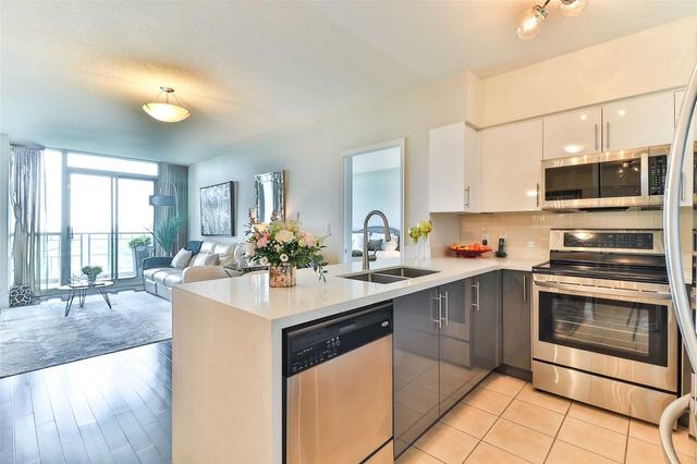 1505 - 38 Fontenay Crt, Condo with 2 bedrooms, 2 bathrooms and 1 parking in Toronto ON | Image 13