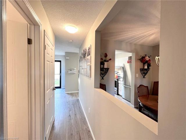 14 - 65 Dorchester Boulevard, House attached with 3 bedrooms, 1 bathrooms and null parking in St. Catharines ON | Image 26