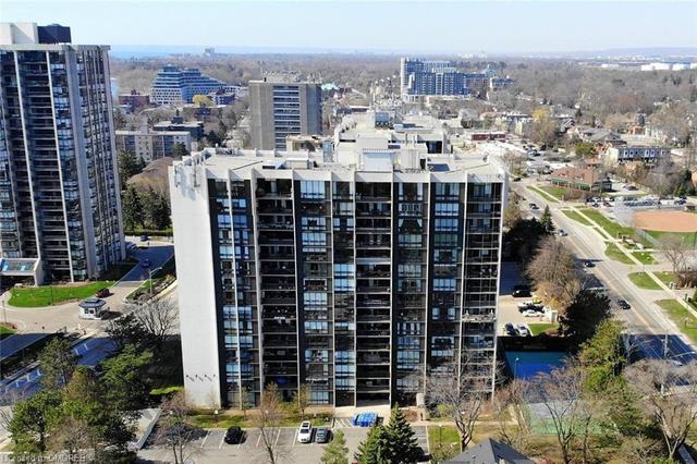 401 - 2175 Marine Drive, House attached with 2 bedrooms, 2 bathrooms and null parking in Oakville ON | Image 35