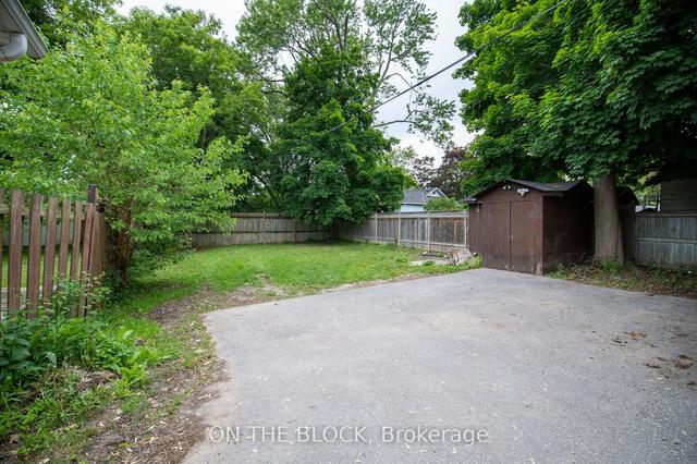 174 Gibbons St, House detached with 2 bedrooms, 1 bathrooms and 2 parking in Oshawa ON | Image 20