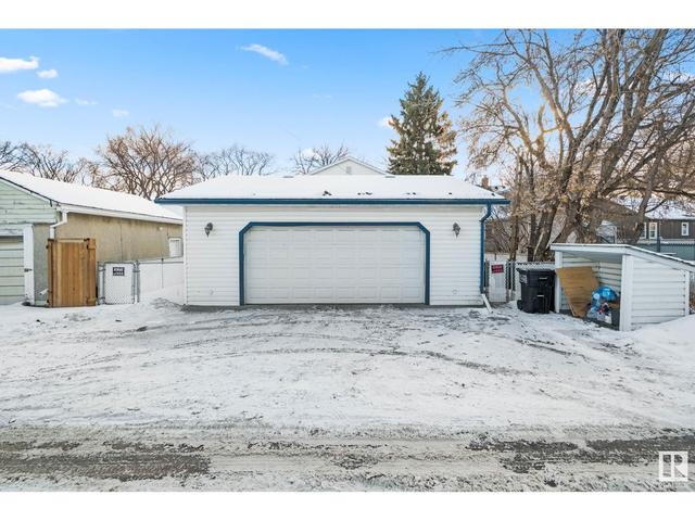 7326 111 Av Nw, House detached with 4 bedrooms, 2 bathrooms and null parking in Edmonton AB | Image 38