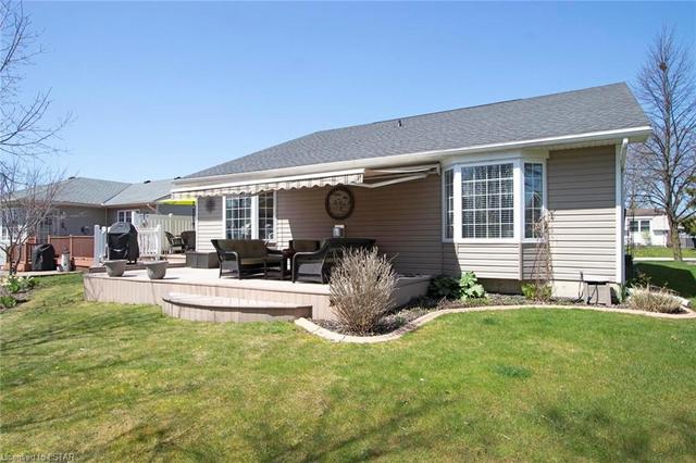 322 Wyldwood Lane, House detached with 2 bedrooms, 2 bathrooms and 3 parking in South Huron ON | Image 28