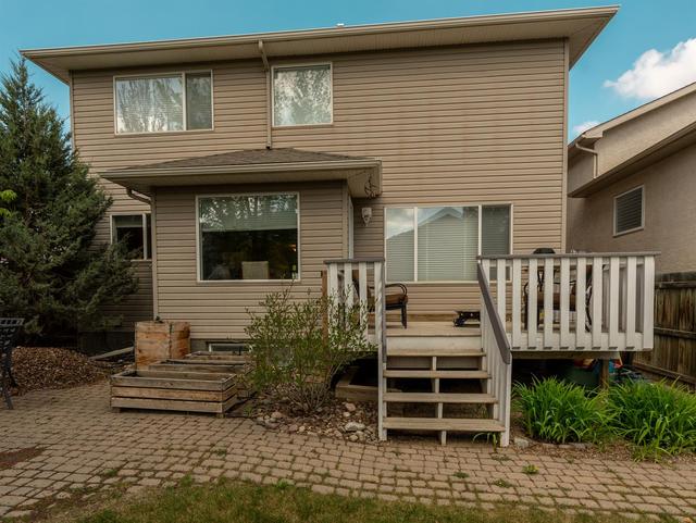 364 Red Crow Boulevard W, House detached with 3 bedrooms, 3 bathrooms and 4 parking in Lethbridge AB | Image 40