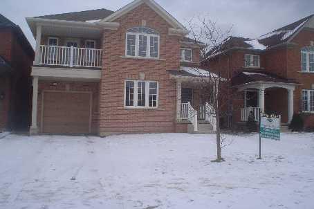 2332 Pine Glen Rd, House detached with 4 bedrooms, 3 bathrooms and 3 parking in Oakville ON | Image 1