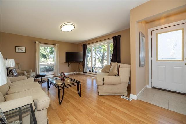 319008 Grey Road 1, House detached with 3 bedrooms, 1 bathrooms and 6 parking in Georgian Bluffs ON | Image 7